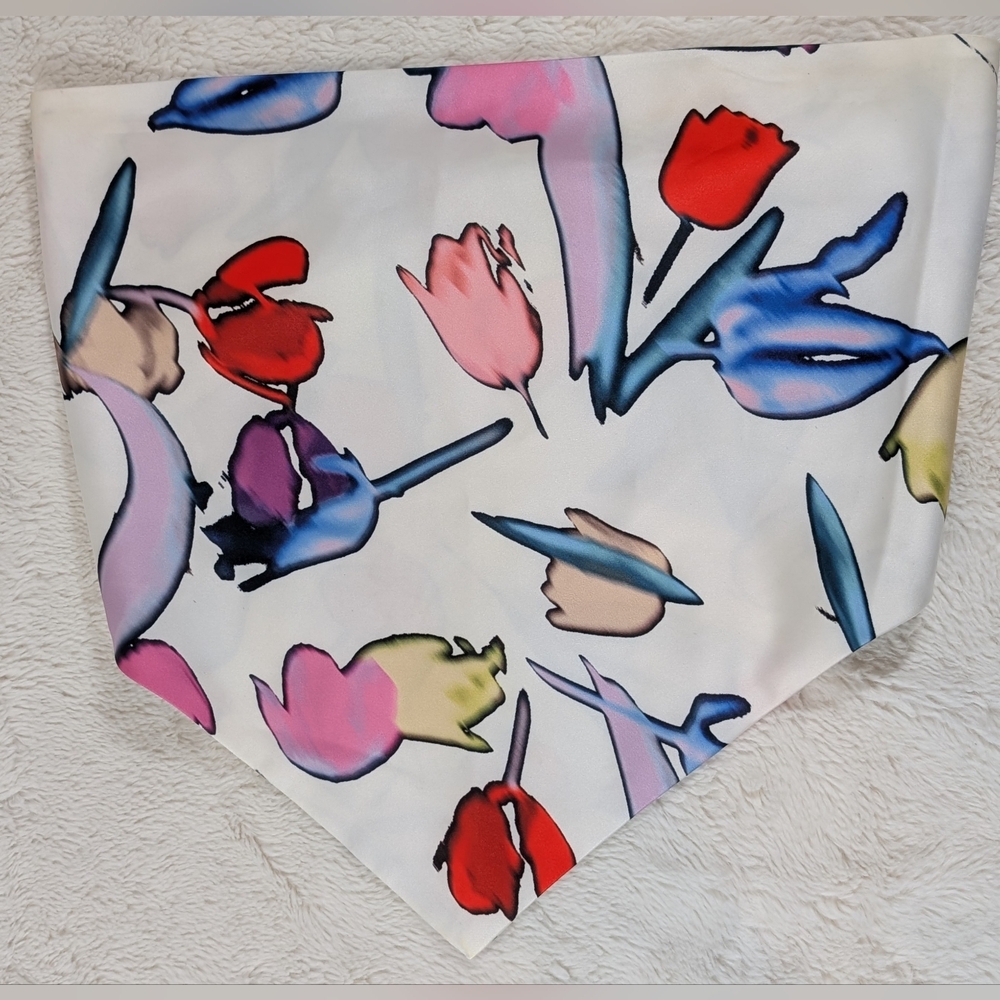 Strapless, Floral-Print, Triangle Bandana-Scarf Style Top - Picture 2 of 6